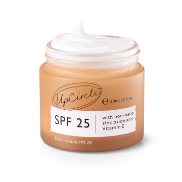 UpCircle Minerale Zonnecrème SPF25 Hydraterende zonnecrème voor het gezicht op basis van frambozen