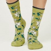 Thought Bamboe Sokken - Sketchy Floral Pea Green Comfortabele sokken van bamboe en bio-katoen